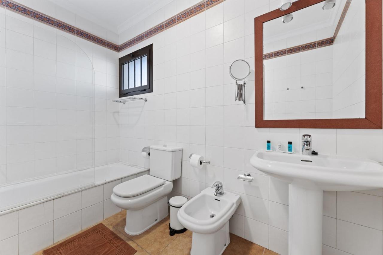 Villa 5 - Vipvipvillas Тиас Экстерьер фото