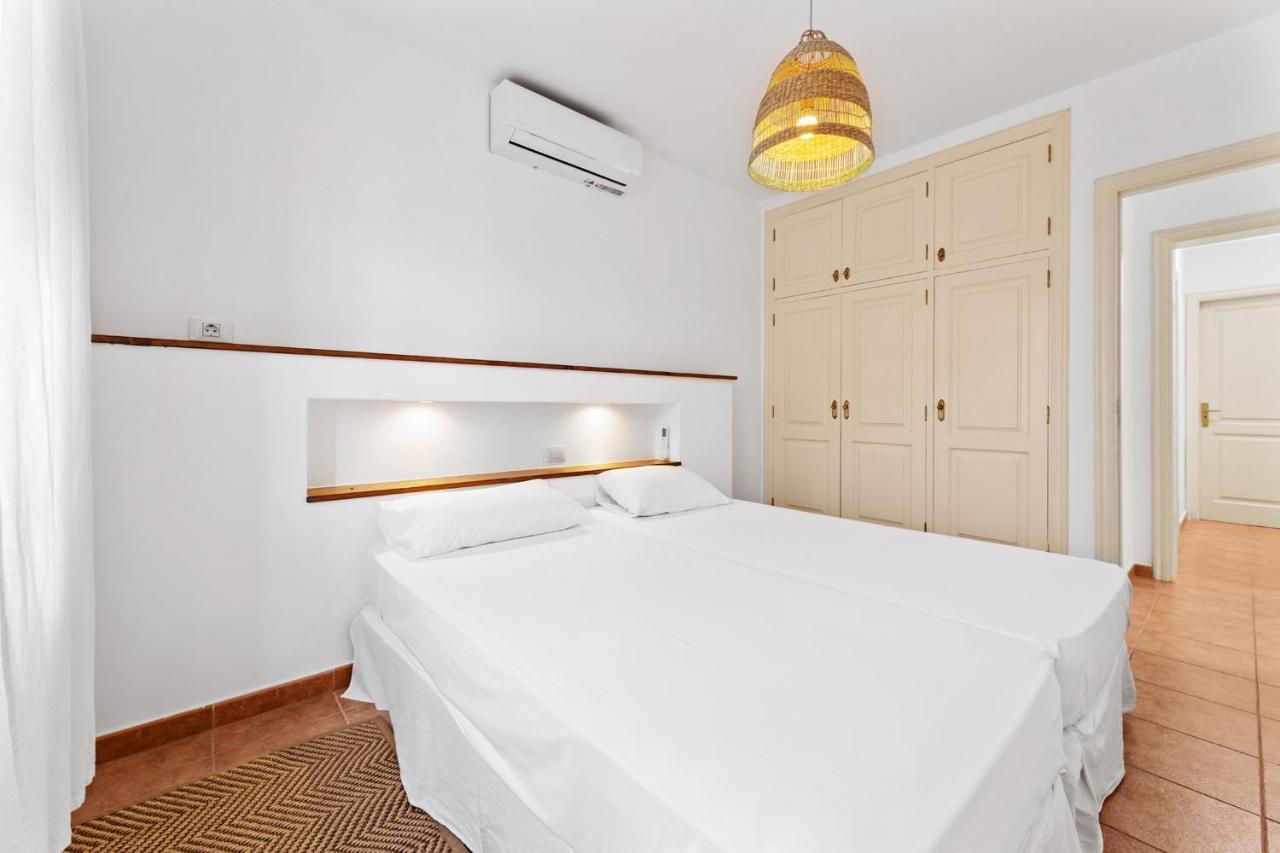 Villa 5 - Vipvipvillas Тиас Экстерьер фото